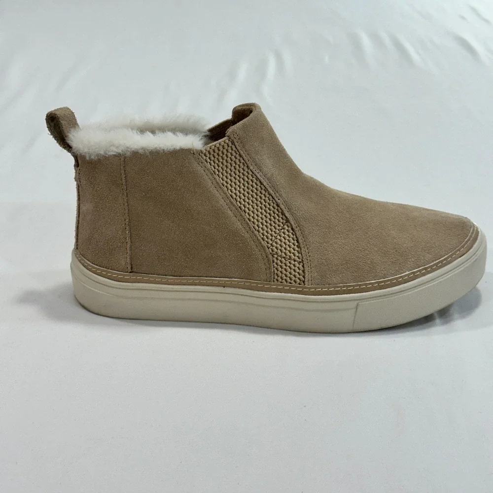TOMS Jutti Neat Suede Slip On Sneakers Womens 7 Tan Faux Fur Lining | Cozy Core